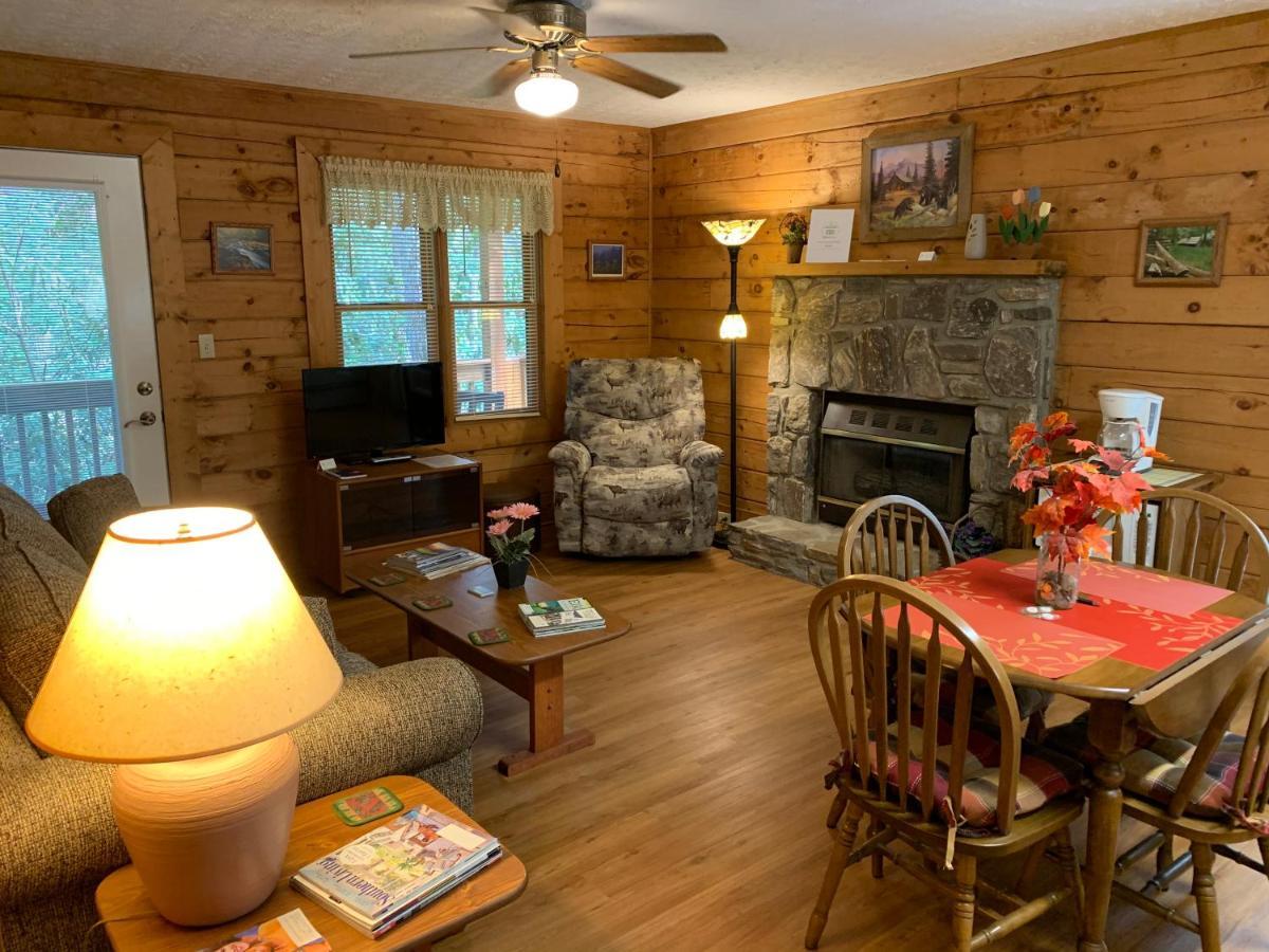 Misty Creek Log Cabins Мегги-Вэлли Экстерьер фото